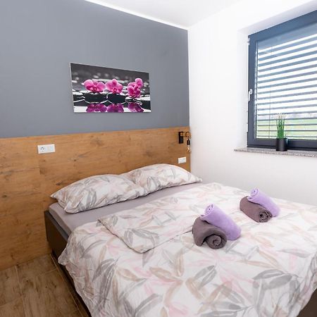 Apartments Sunrise Banovci Ngoại thất bức ảnh