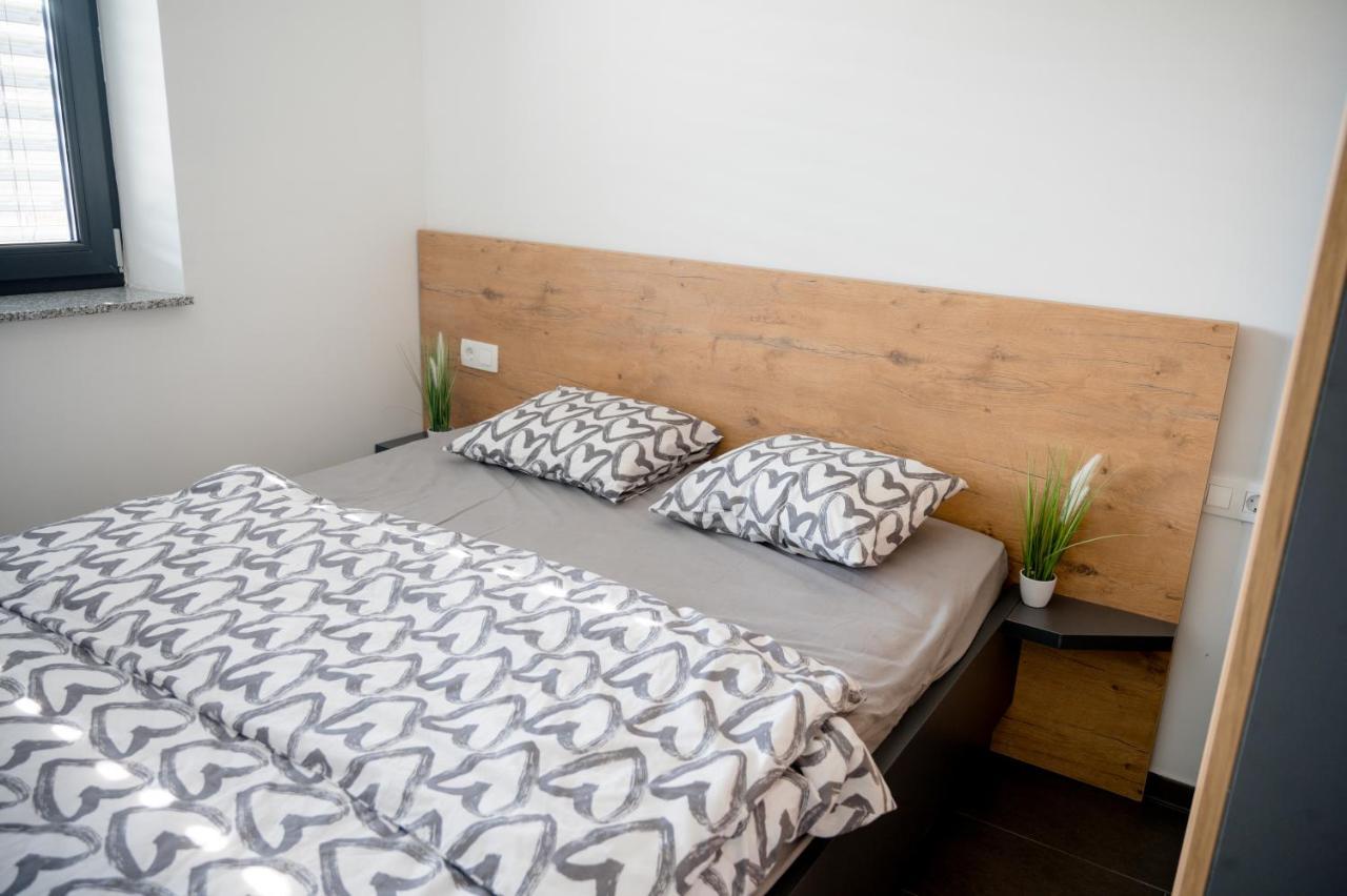 Apartments Sunrise Banovci Ngoại thất bức ảnh