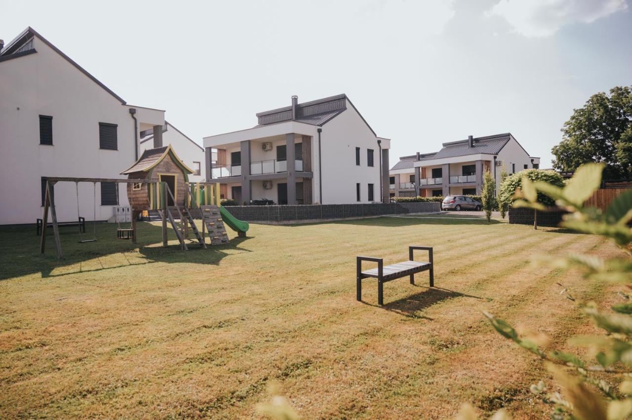 Apartments Sunrise Banovci Ngoại thất bức ảnh