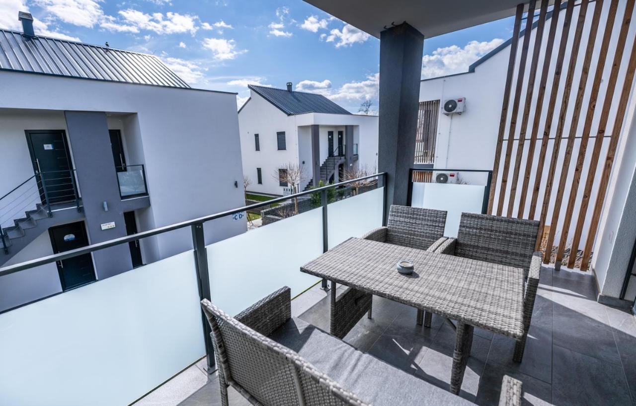 Apartments Sunrise Banovci Ngoại thất bức ảnh